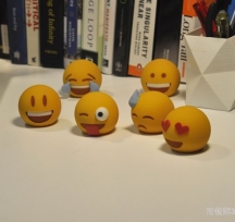 [ɐ(i)ɵЦ 3Dӡemoji